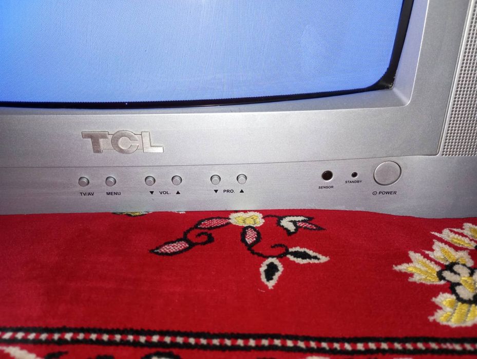 TCL Телевізор TCL