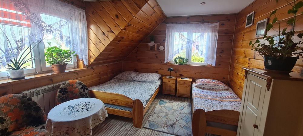 Wynajem - pokoje- domek.