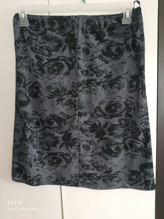 Szaro-czarna spódniczka damska 40.