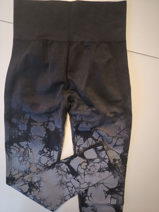 Nowe legginsy push up wysoki stan rozmiar s