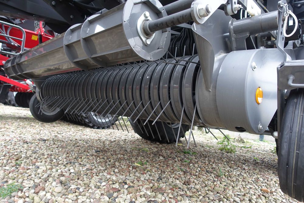 NOWA Prasoowijarka Massey Ferguson RB 3130F (fendt,Mchale,claas)