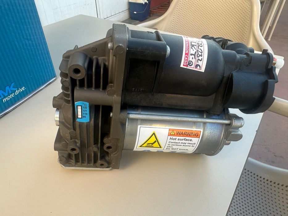 Compressor de suspensão pneumática BMW X5 E70 / X6 E71-E72 Novo