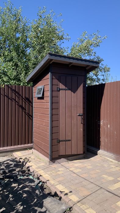 Туалет вуличний, душ, хоз блок, бесідка