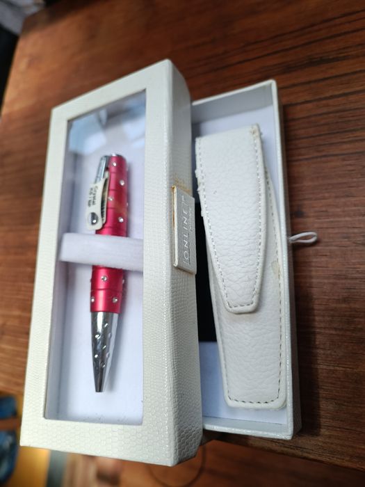 Caneta c/cristais Swarovski