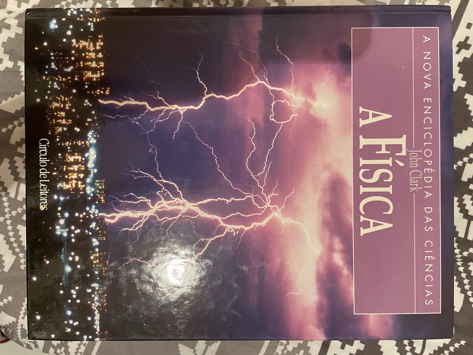 Livros variados cada 10€