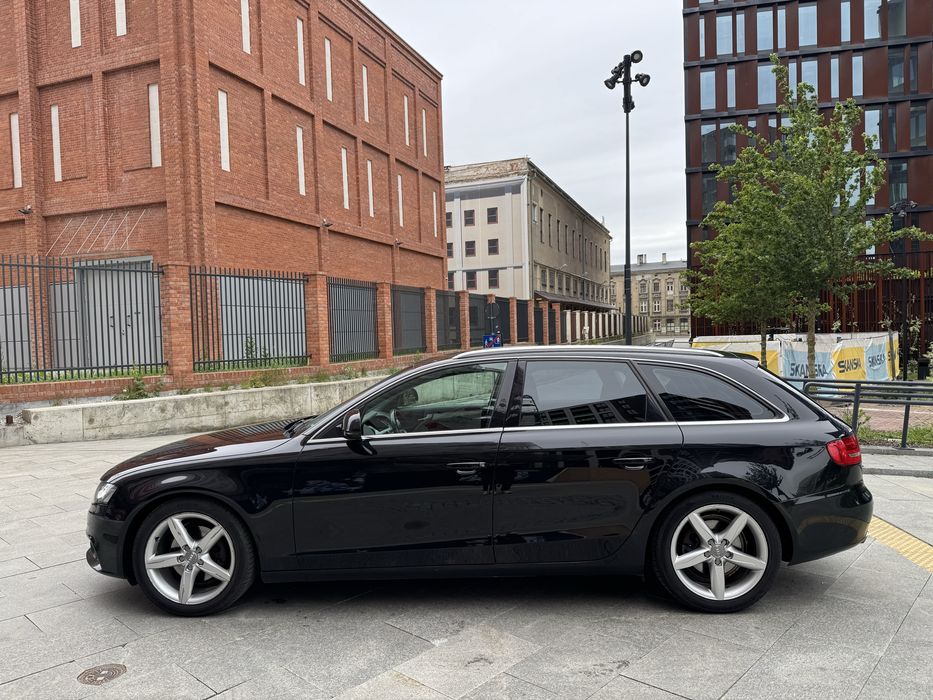 Audi A4 B8 2.0 TDI  Combi Automat  Skóra