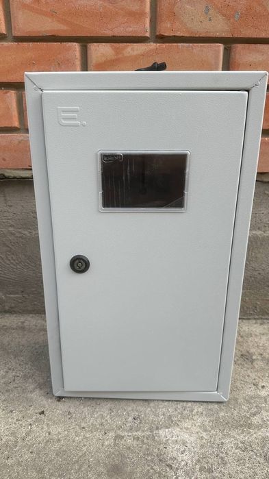 Корпус під 3-ф лічильник 12 модулів IP31 навісний металевий E.NEXT