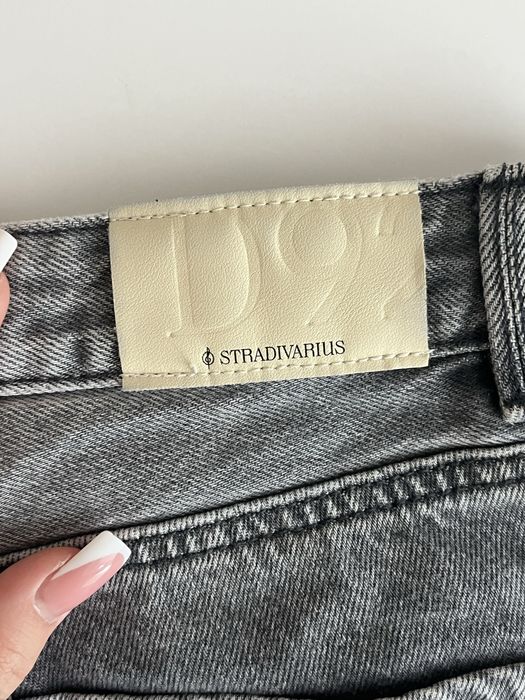 Джинси Stradivarius D92