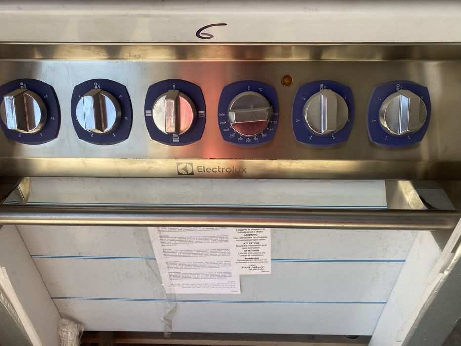 Плита Electrolux