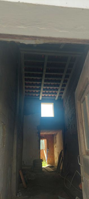 Moradia para reconstrução com projeto aprovado - Castro Verde