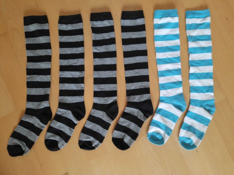 Śliczne skarpetki w paski uniwersalne podkolanówki trzy pary