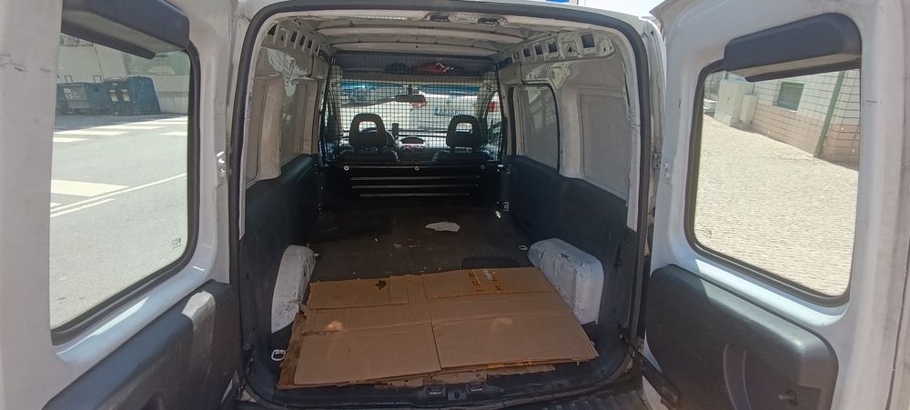 Opel Combo 1.3 2007 caixa Avariada