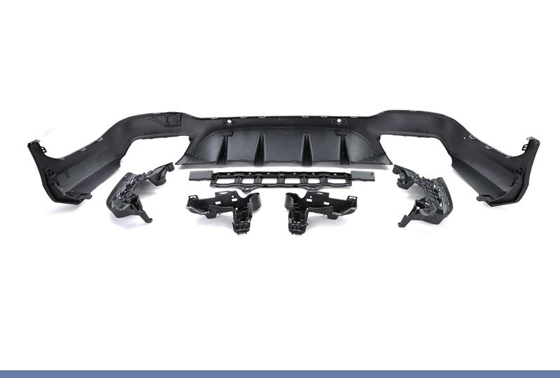 DIFUSOR TRASEIRO COM PONTEIRAS PRETAS PARA MERCEDES GLC X253 PRETO FOSCO