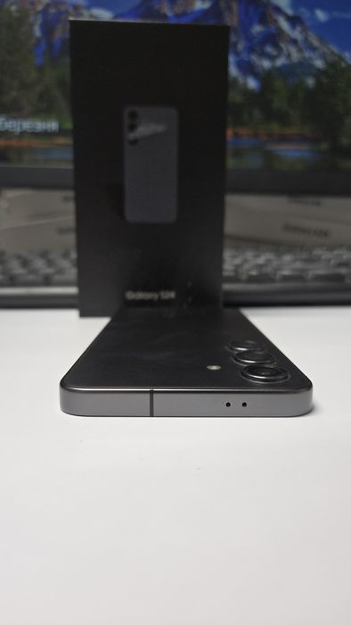 Samsung S24 8/256Gb, Офіційний