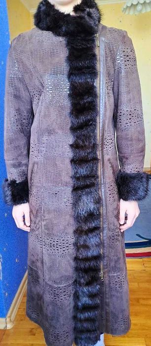 Дубленка женская р.42-44