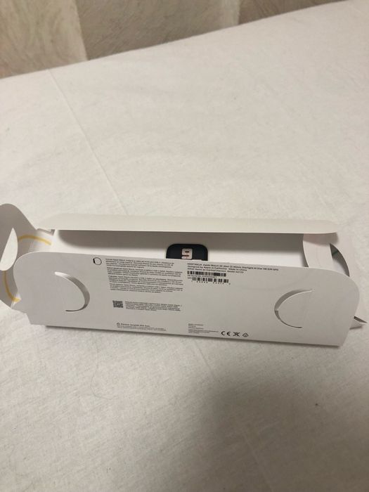 Apple Iwatch зарядное оригинальное  утстройство для часов (упаковка)