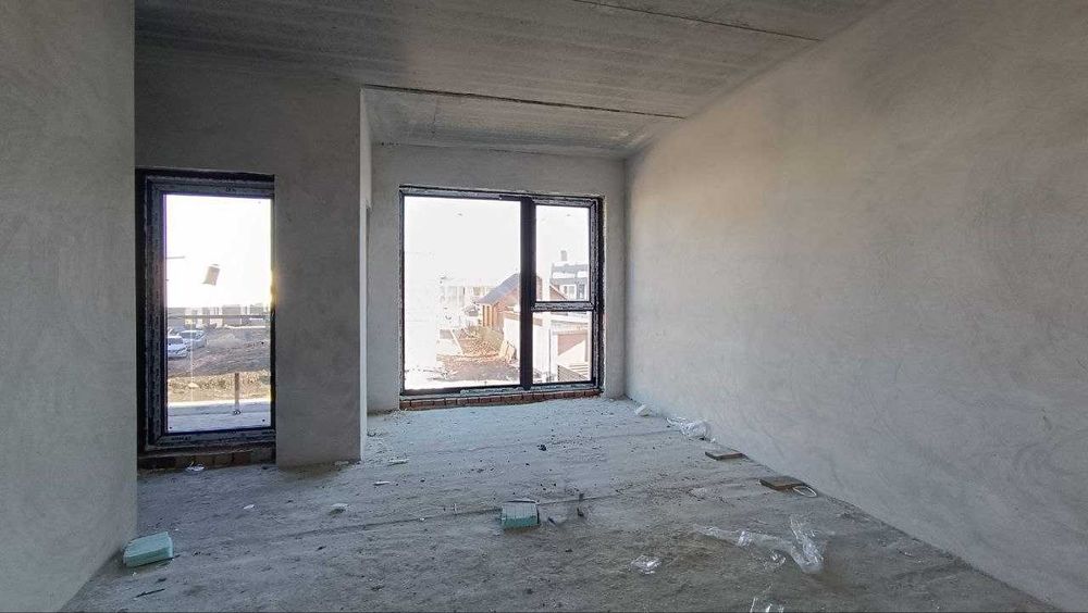 Продаж Дуплекса з гаражем - 154м2, ділянка - 3,6сот.