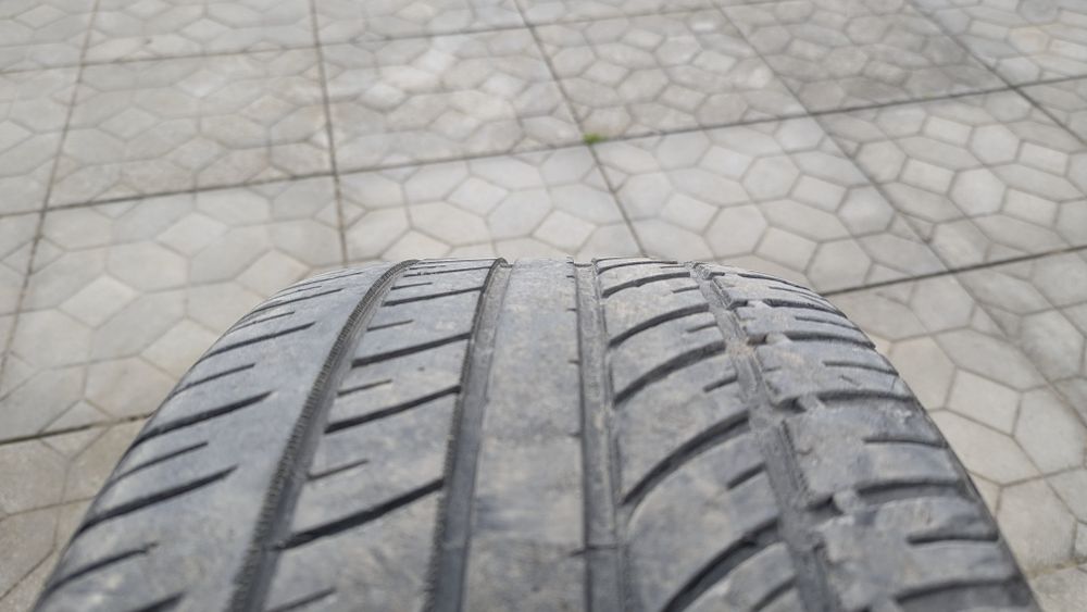 Автомобільні шини