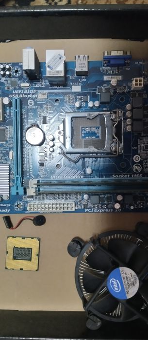 I5 2400 , материнская плата ,8gb оперативки кулер , блок питания 400w