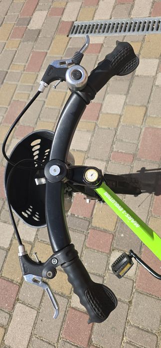 Велосипед Mars чотирьохколісний, колеса 18, від 4 років