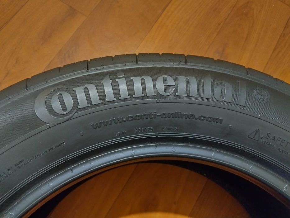 Opony Letnie 225/55/16 Continental Para (2 szt.)