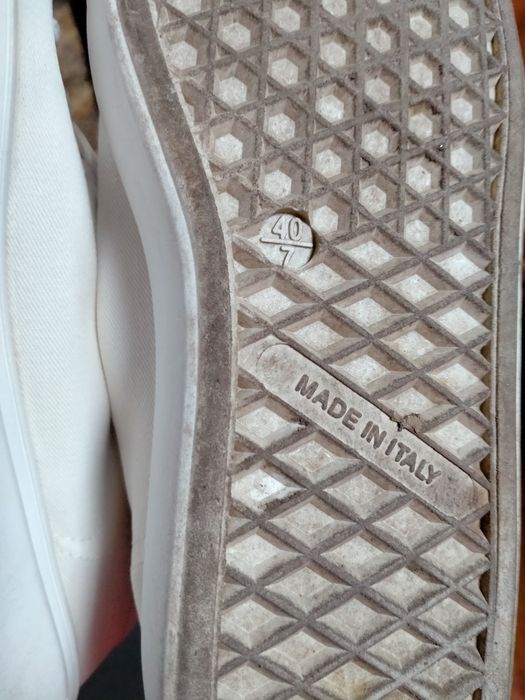 Жіночі кеди р 40, устілка 25 см, білі