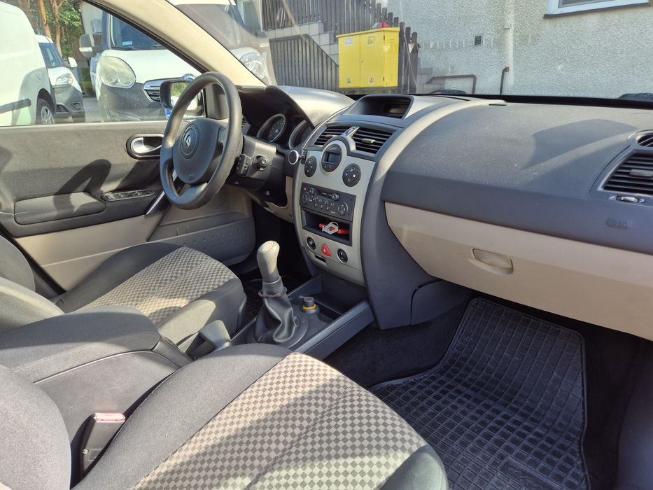 Renault Megane ll  1.4 benzyna