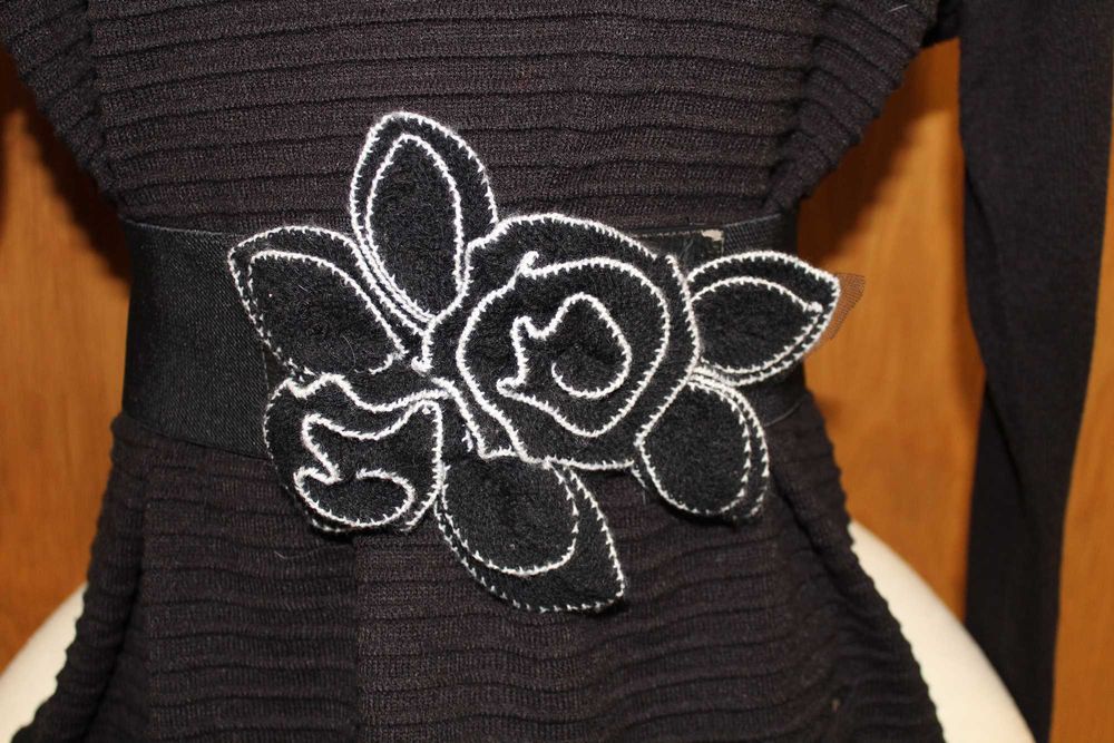 Vestido de Malha Preto com cinto (sem uso)