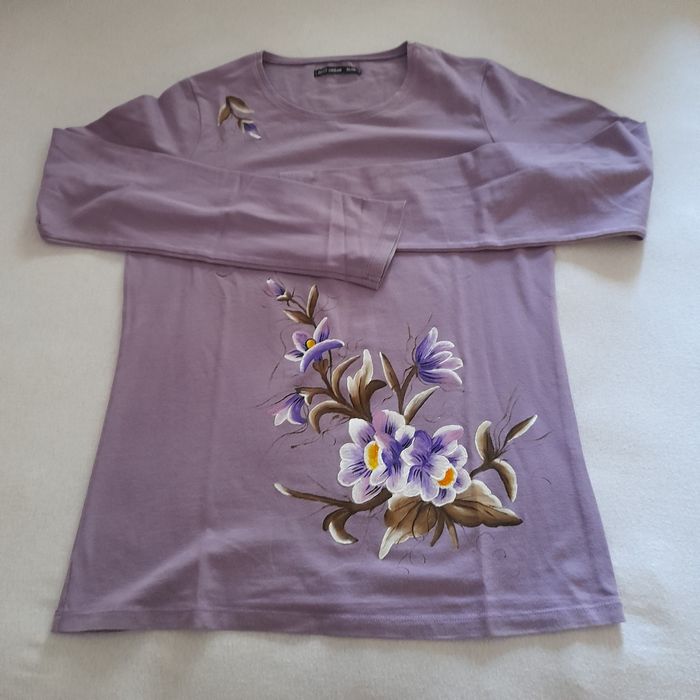 Camisolas de senhora pintadas à mão