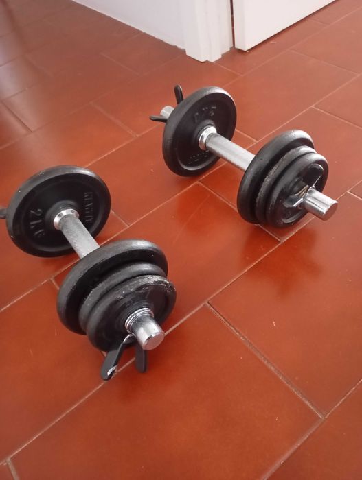 Halteres de musculação. 9kg cada uma. Ajustáveis