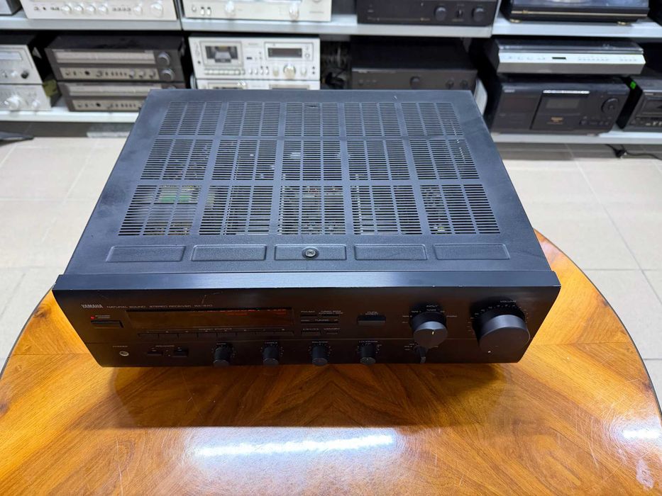 Amplituner Yamaha RX-570 Audio Room