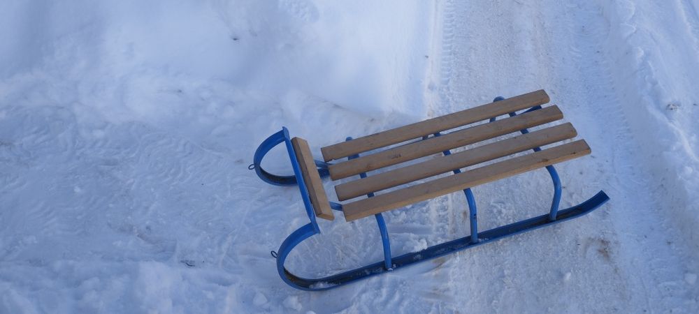 Продам санчата бувші в користуванні