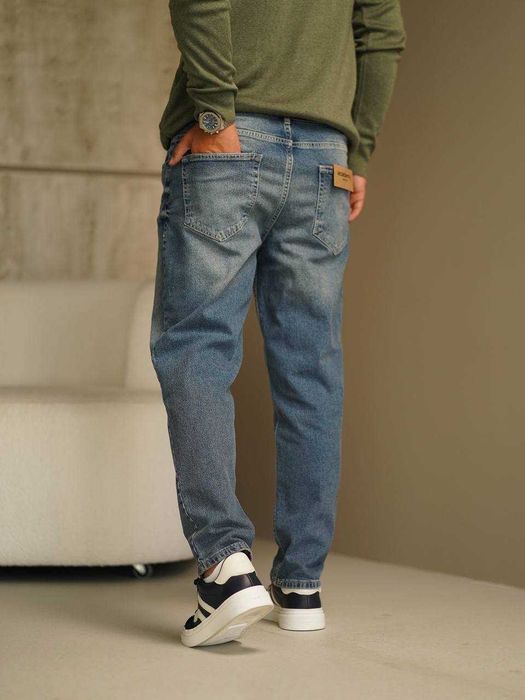 Чоловічі джинси. Сині класичні, мом, бойфренди