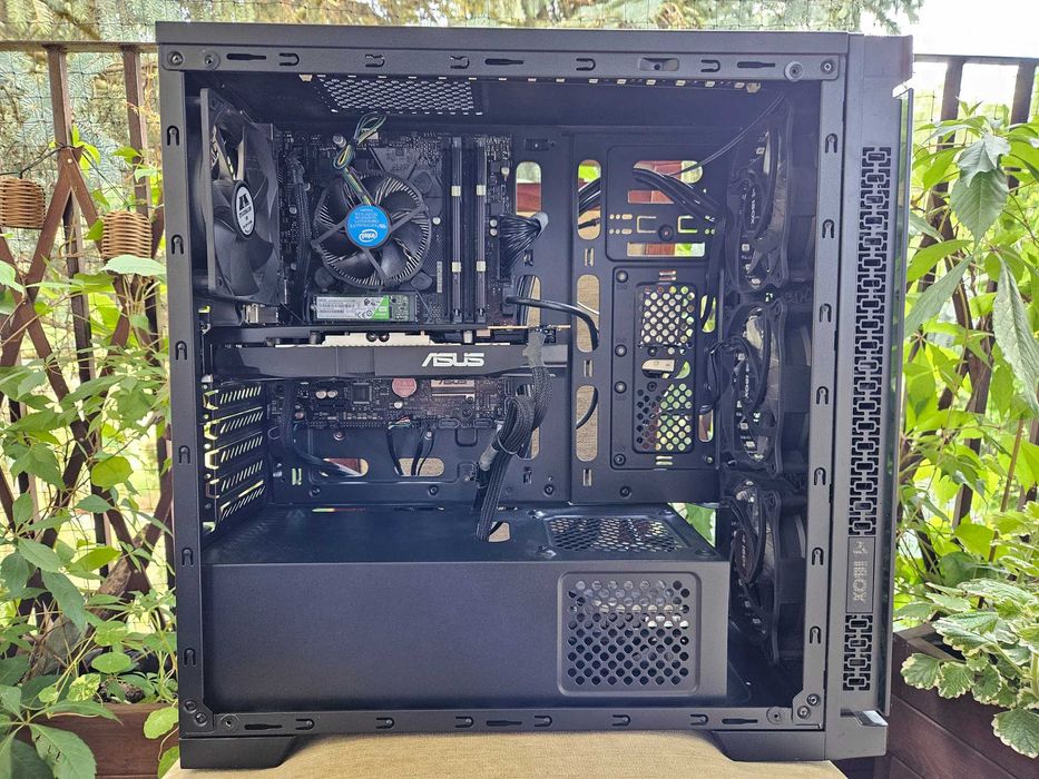 Komputer do biura i gier x-kom / i5-9400F / RX 580 / 16GB / ASUS B360M-A / SSD+HDD / Win11