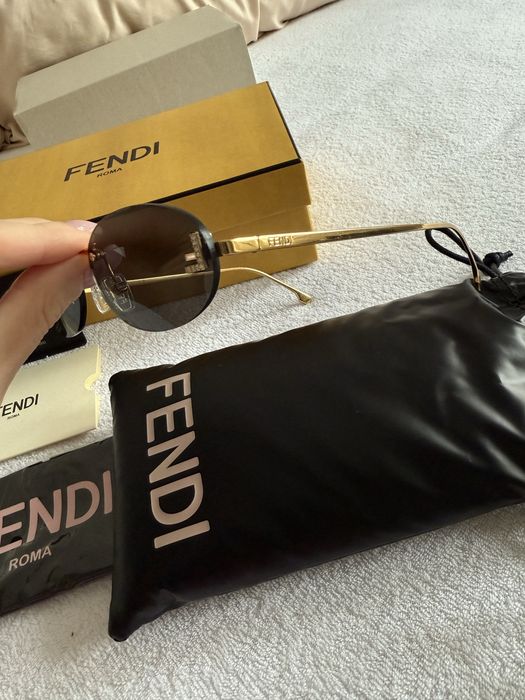 Okulary przeciwsloneczne Fendi
