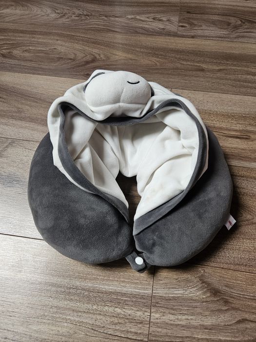 Poduszka podróżna rogal Panda Miniso
