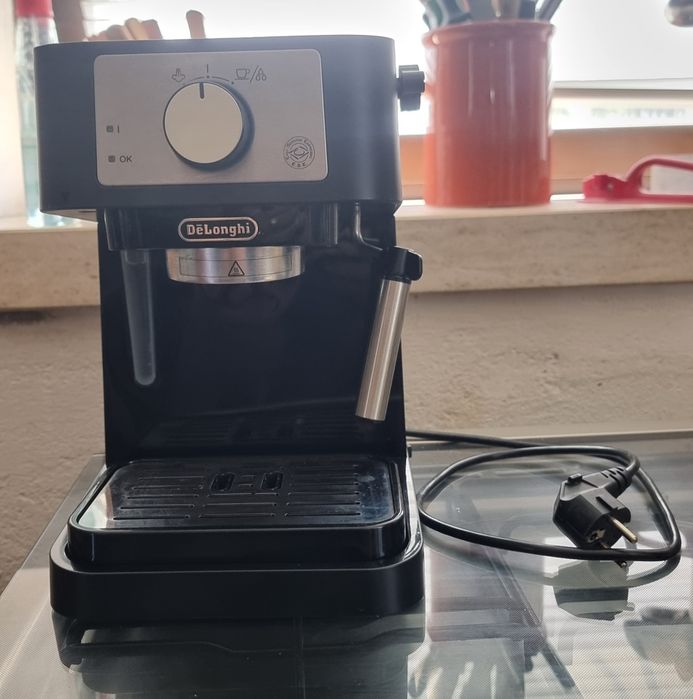 Máquina de Café Delonghi