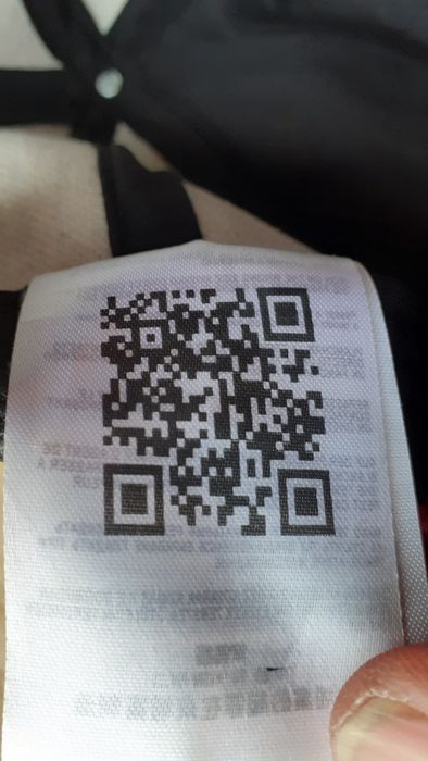 Черная бейсболка Dior.Oригинал с кью-ар кодом.