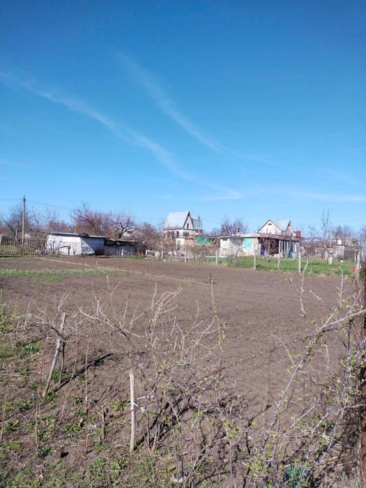 Продам дачну ділянку