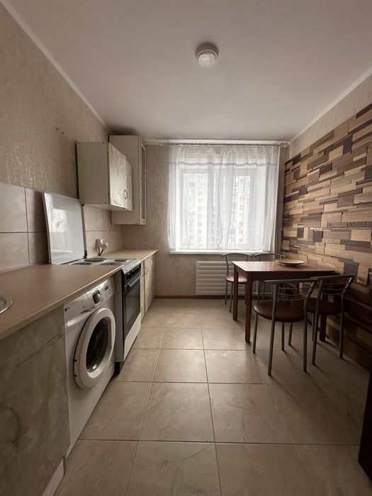 Оренда 2к квартири  р-н Макдональза