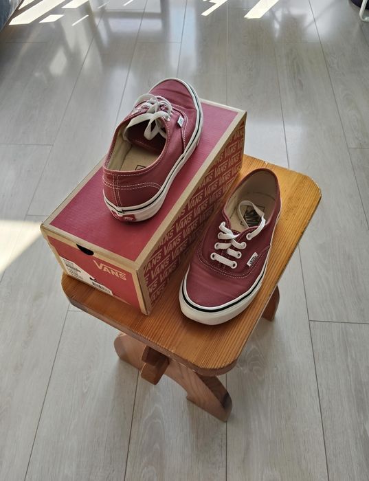 Buty Vans Authentic 37 Bordowe Unisex Damskie Męskie
