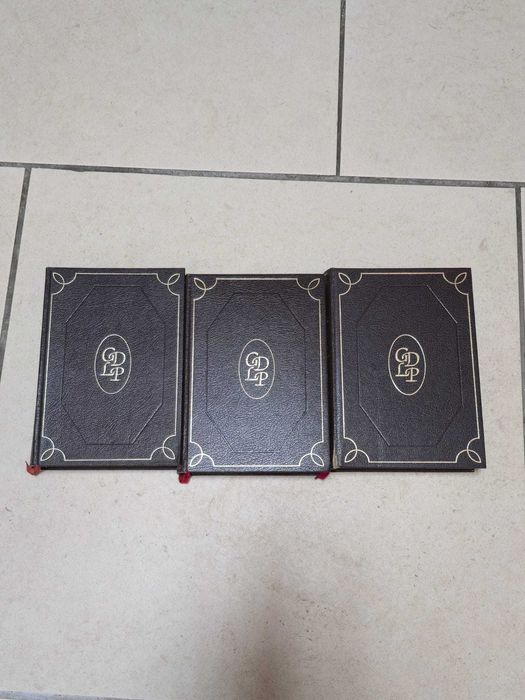 Coleção “Dicionário Enciclopédico de Cultura e Civilização” 12 Volumes