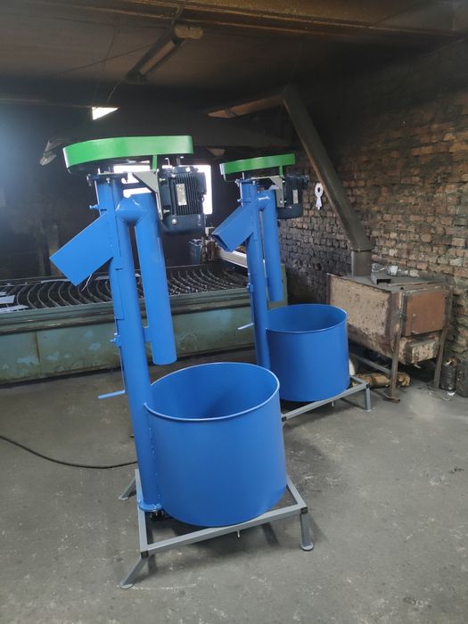 Шнек, шнекові конвеєри, погрузчик, шнековий дозатор, комбайни