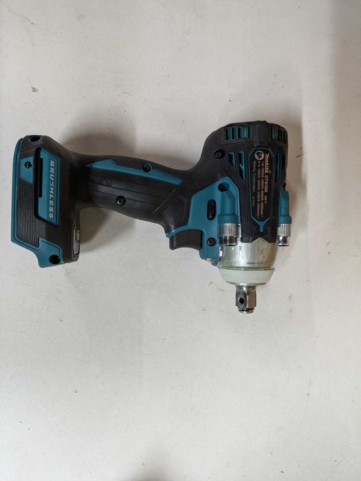 Chave de Impacto DTW300Z Makita 18V LXT