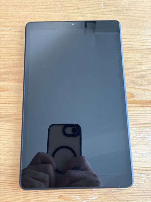 Tablet Lenovo  8”