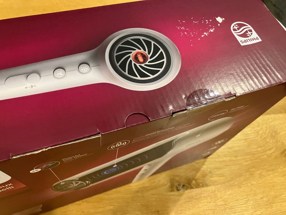 Suszarka do włosów Philips 500 HPD591