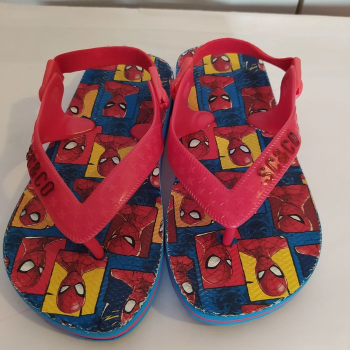 Chinelos Homem Aranha novos tamanho 23