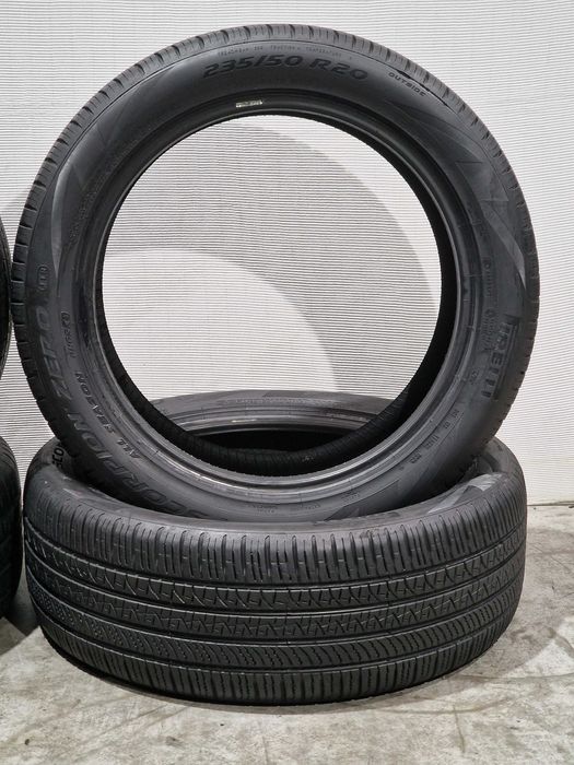 4 Pneus 235/50R20 PIRELLI Semi Novos