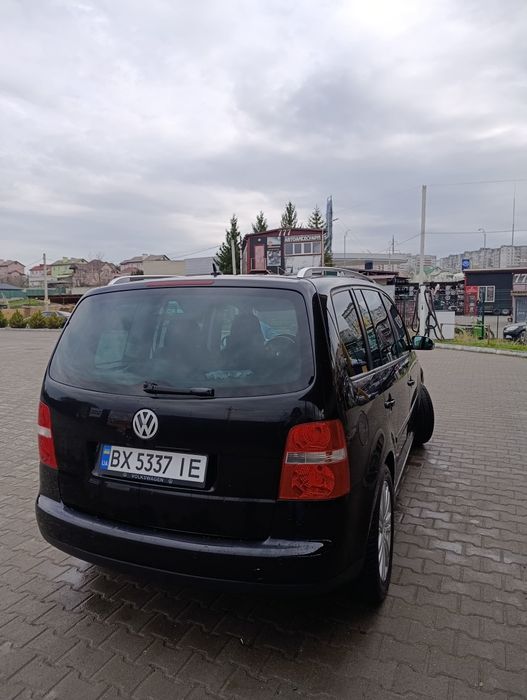 Фольксваген Volkswagen Touran 2006 мінівен