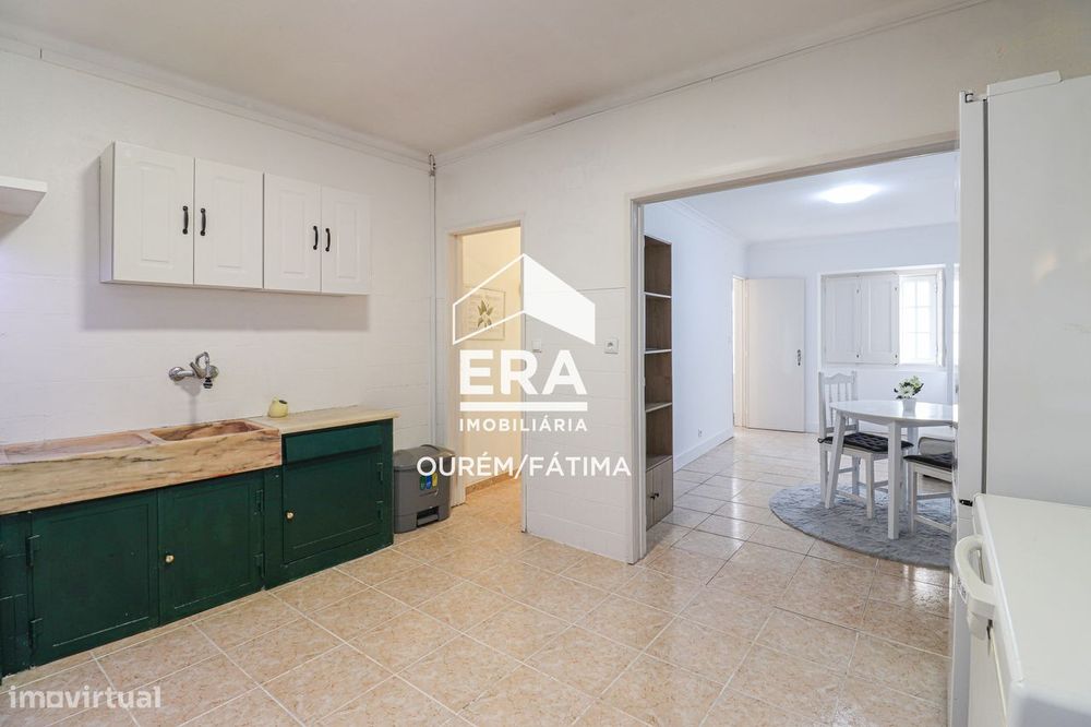 Moradia T4 em Torres Novas